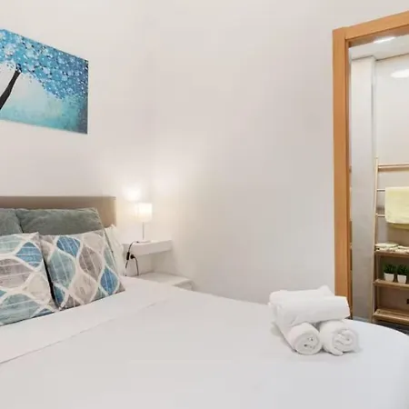 Studio, 3 Min To Calle Larios, Ideal For Exploring *