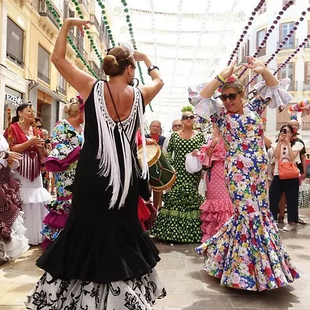 Studio, 3 Min To Calle Larios, Ideal For Exploring Málaga